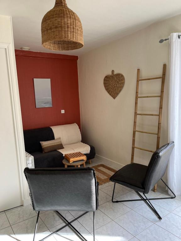 L'enclos bleu, gîte - marais poitevin avec piscine chauffée - Appartamento Con Due Camere Da Letto