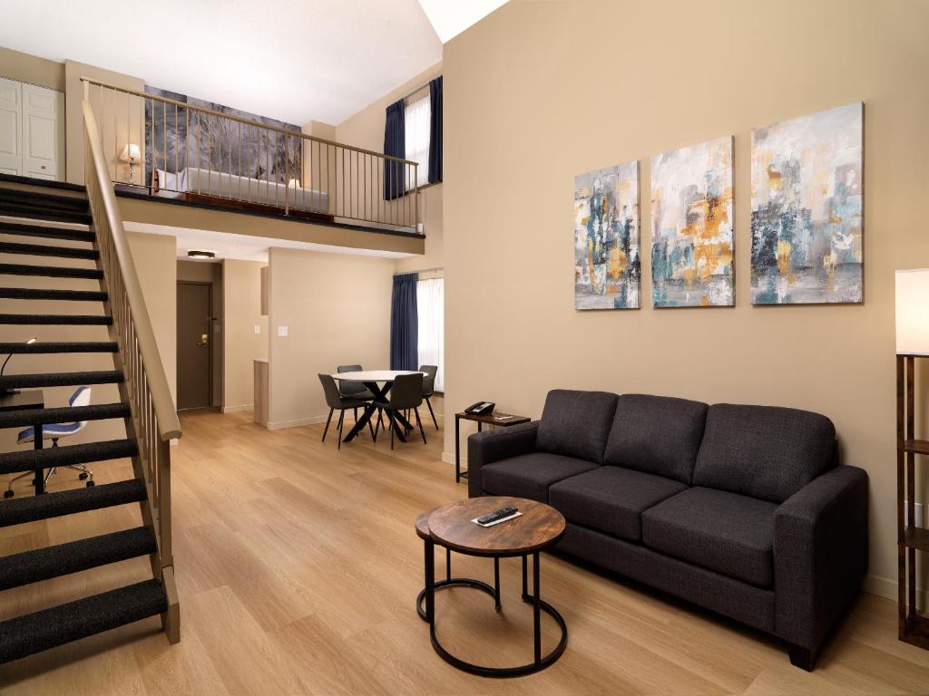 Zona de estar de Huntingdon Hotel and Suites