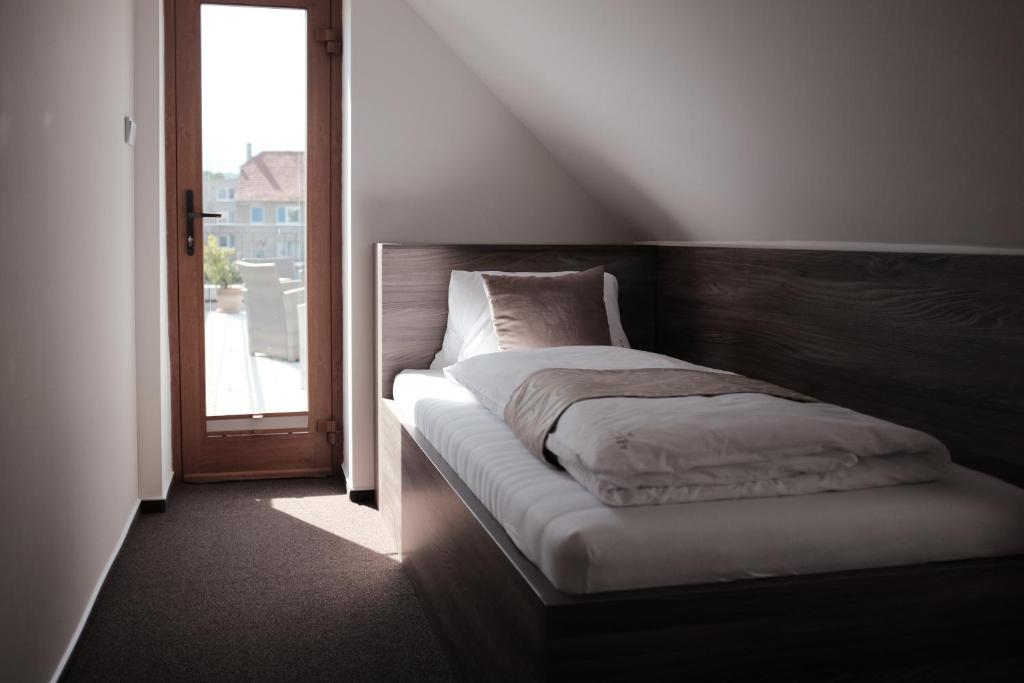 HARDY - Cognac & Pension - 18