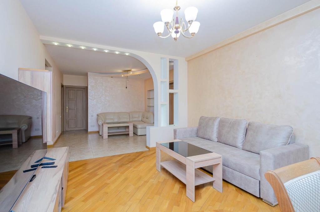امکانات 40 excellent three-room apartment in the center of Yerevan - تصویر ۴
