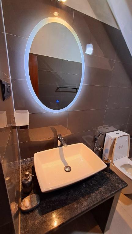Koupelna v ubytování Golden Shower Inn