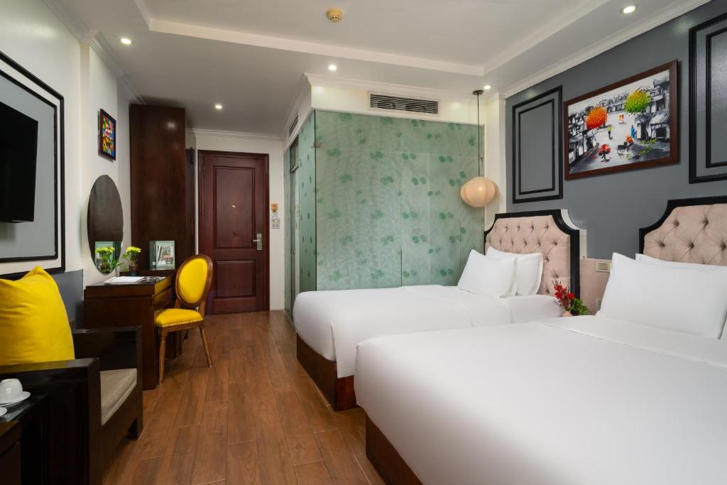 Bella Premier Hotel & Rooftop Skybar - 5