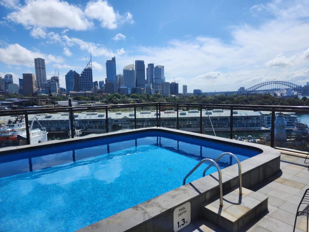 The Gem-Executive Potts Point Harbourview Stunner - Housity