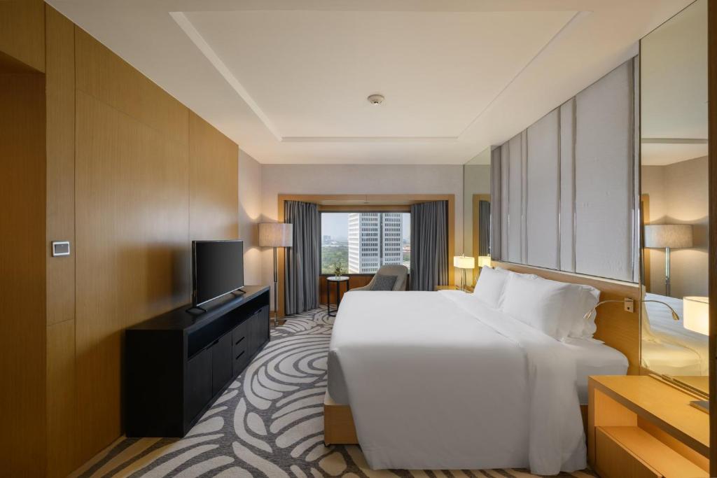 Centara Grand at Central Plaza Ladprao Bangkok - 