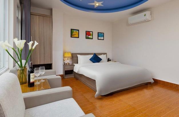 Catba Central Hotel 2 - 4