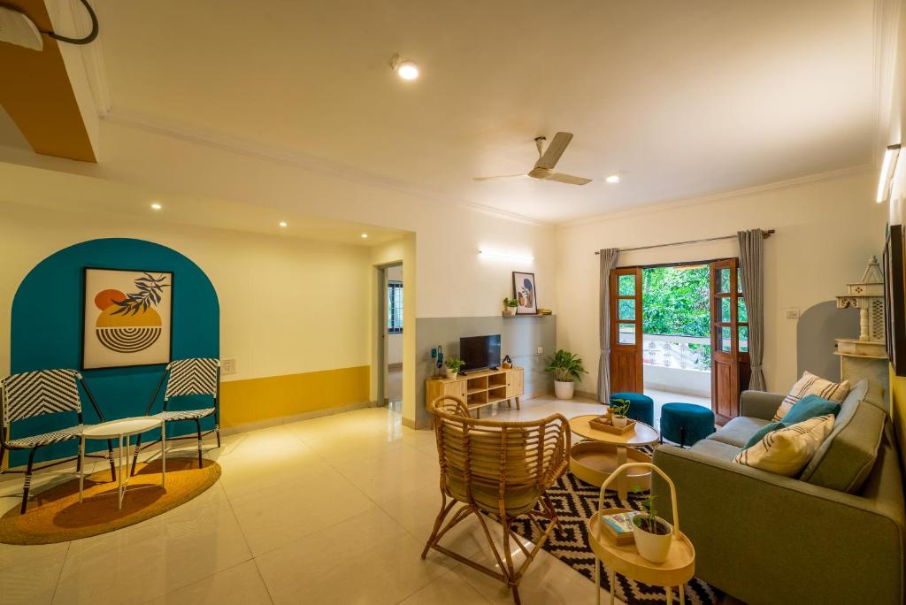 Posezení v ubytování Olive Hotel Calangute Niwasa by Embassy Group