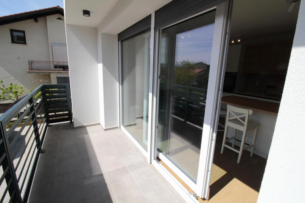 Balkón nebo terasa v ubytování Naia Apartments
