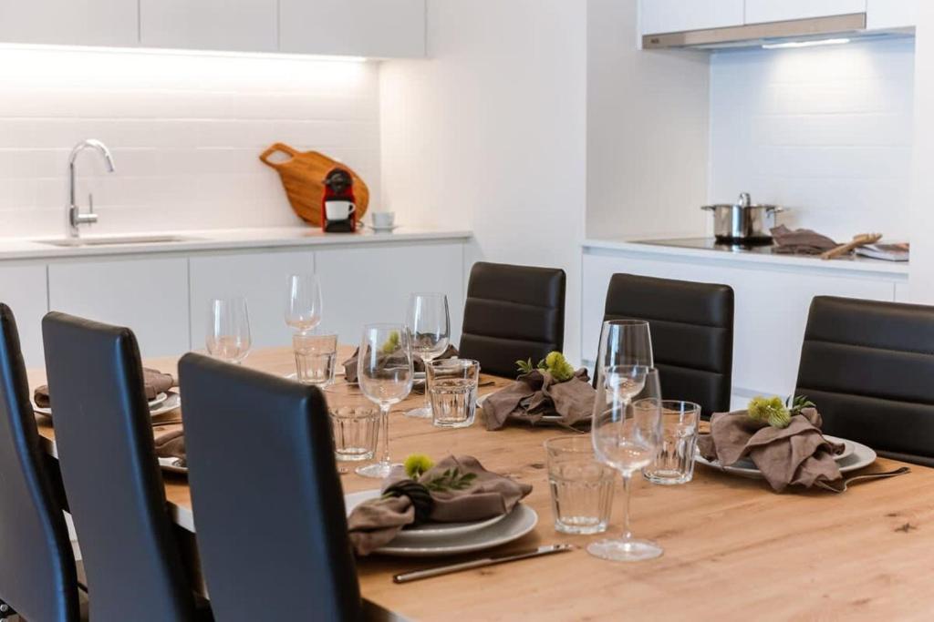 Nápoje v ubytování Huswell - Bright apartment only 5 minutes from the beach