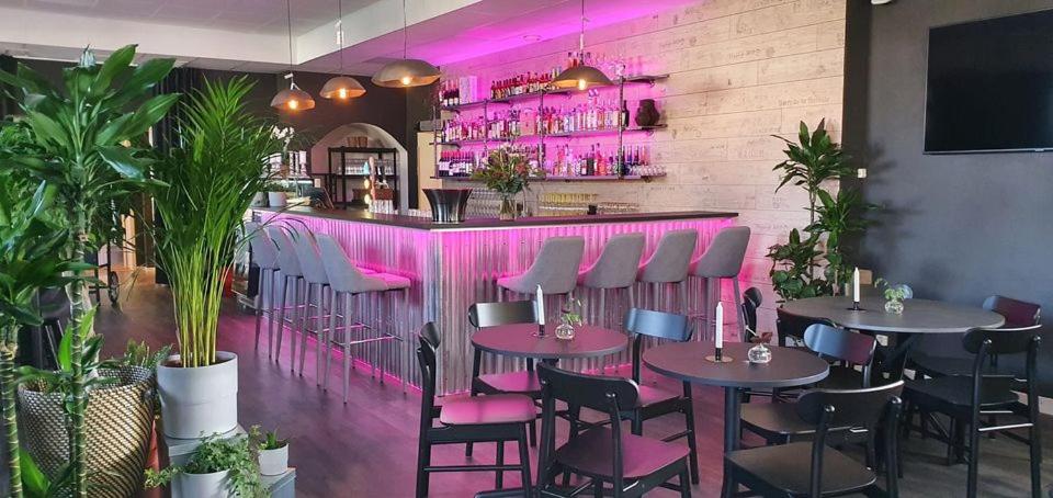 Lounge nebo bar v ubytování Hotell Iföhus