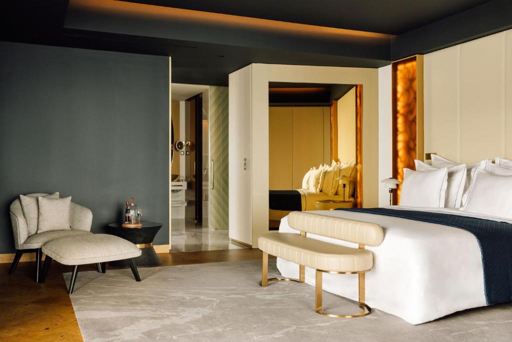 Posezení v ubytování The Reserve - within Savoy Palace - The Leading Hotels of the World