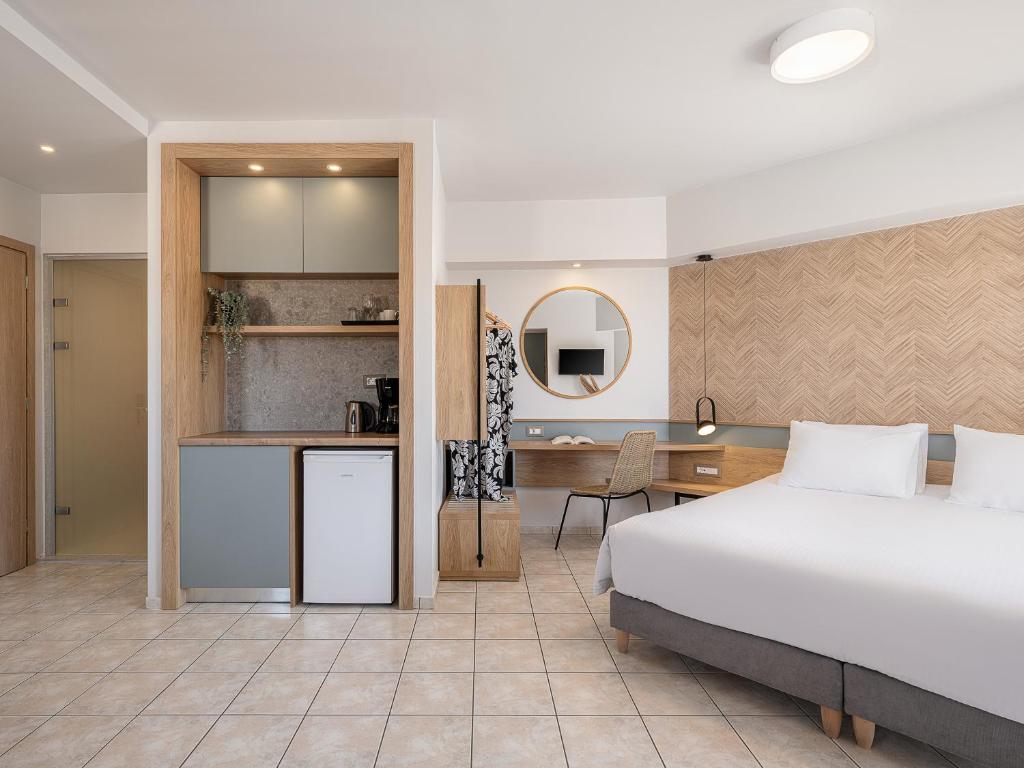 Kuchyň nebo kuchyňský kout v ubytování Alexia Beach Hotel