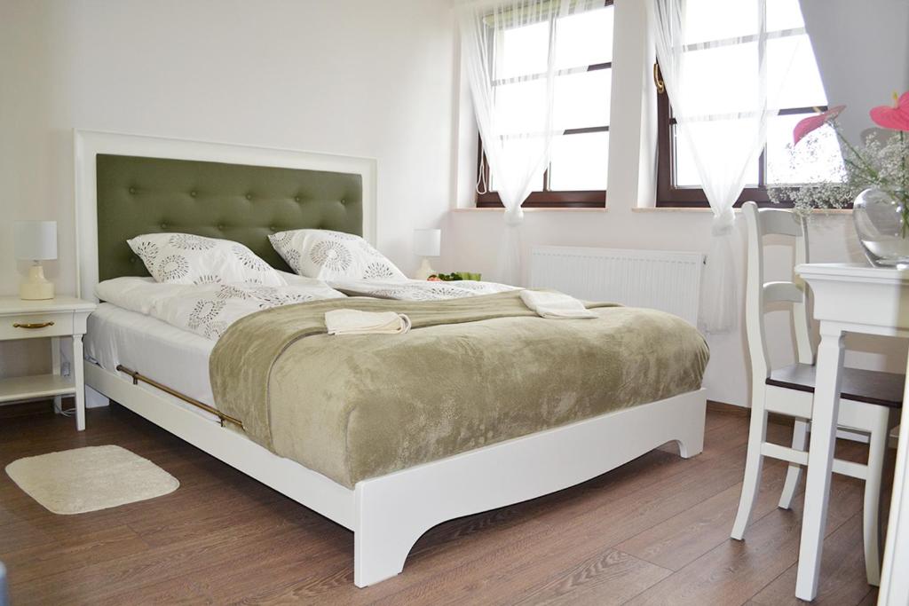 Guest House Na Piętrze - 19