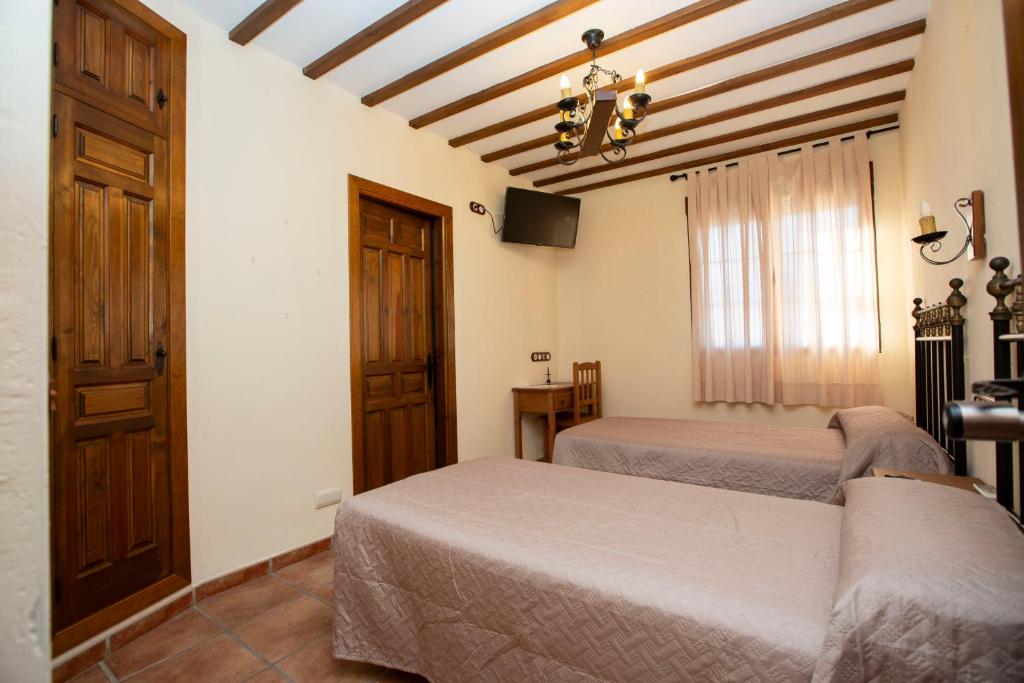 POSADA LEPANTO - Tweepersoonskamer Met Eigen Badkamer