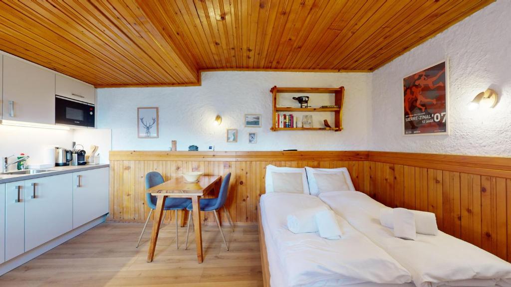 Kuchyň nebo kuchyňský kout v ubytování Charming alpine studio in the Val d'Anniviers