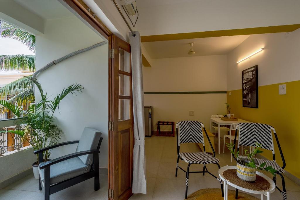 Posezení v ubytování Olive Hotel Calangute Niwasa by Embassy Group