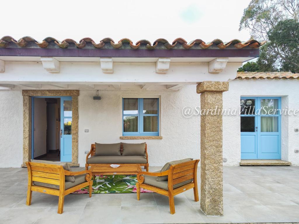 Gallery image of Villetta Light Blue - Aglientu in Aglientu