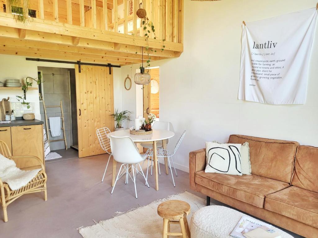 Kuchyň nebo kuchyňský kout v ubytování Tiny House Lantliv Oostkapelle, bij de boer