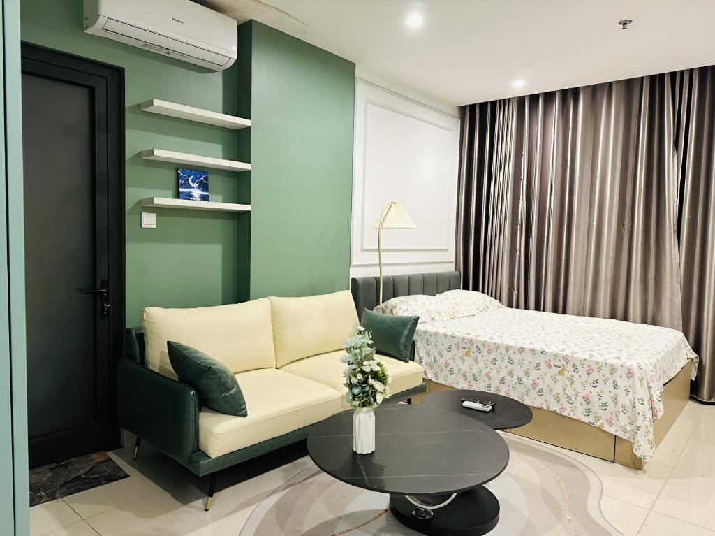 Ένα ή περισσότερα κρεβάτια σε δωμάτιο στο Homestay Ocean Park full đồ xịn đẹp S108 T26