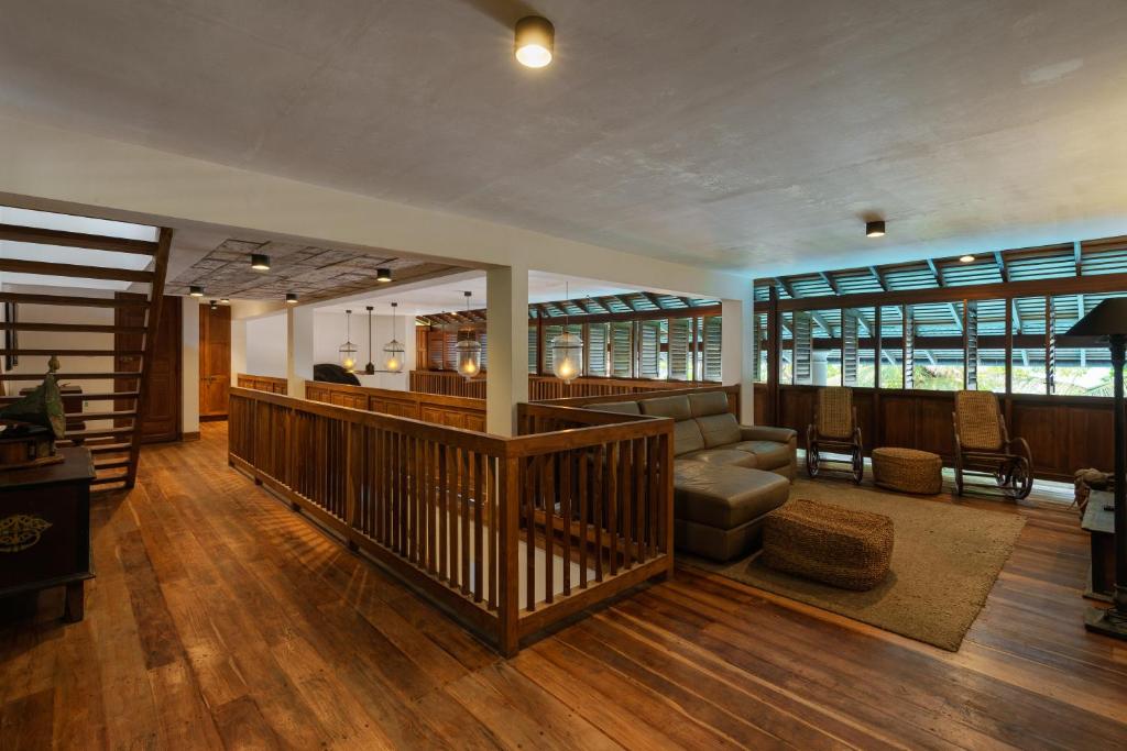Posezení v ubytování Royal Indigo Villa