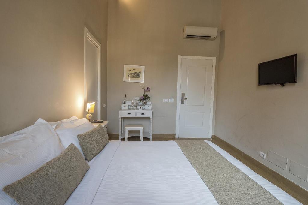 Little Queen Suite - Double Room