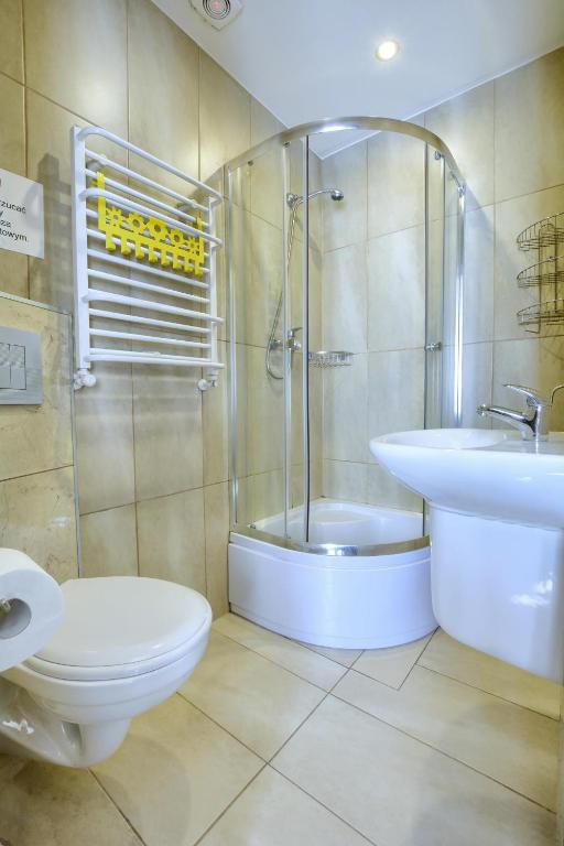 Dom Polana Karpacz - Quadruple Room With Private Bathroom