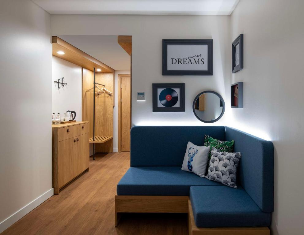 Posezení v ubytování Hampton By Hilton Istanbul Sirkeci