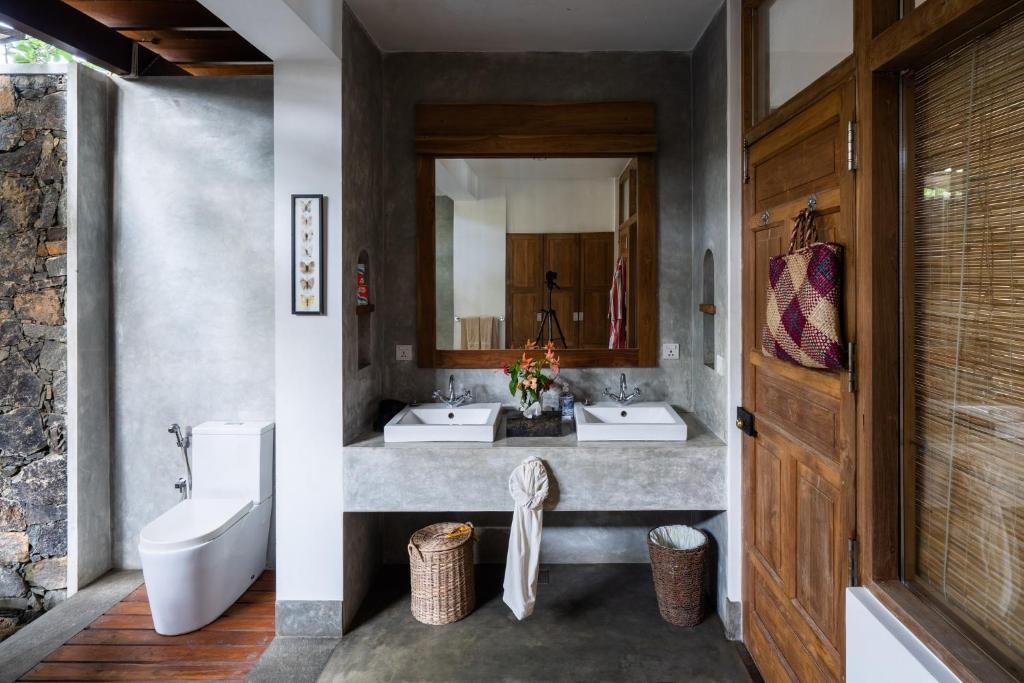 Koupelna v ubytování Royal Indigo Villa