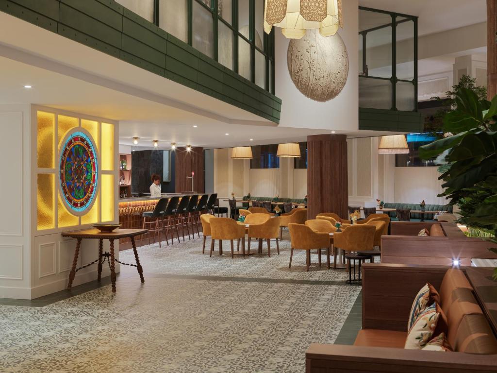 H10 Casanova - Resim 9