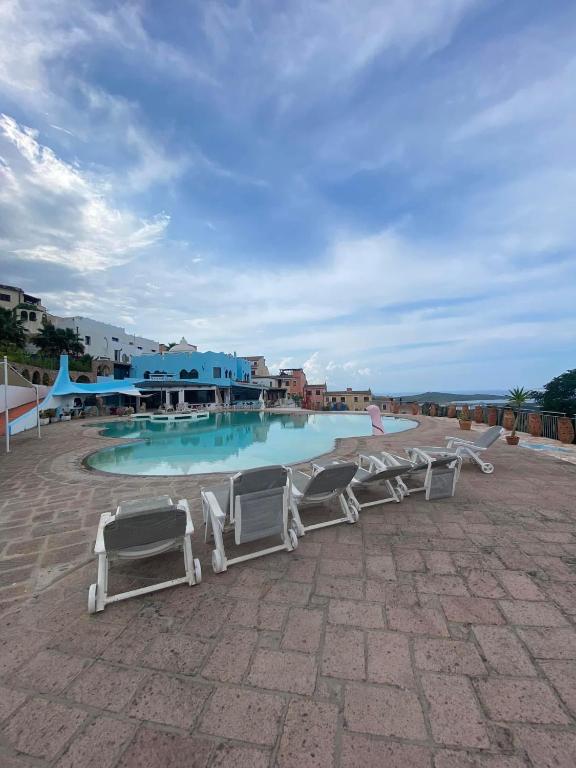 Bazén v ubytování Anima Rooms & Pool nebo v jeho okolí