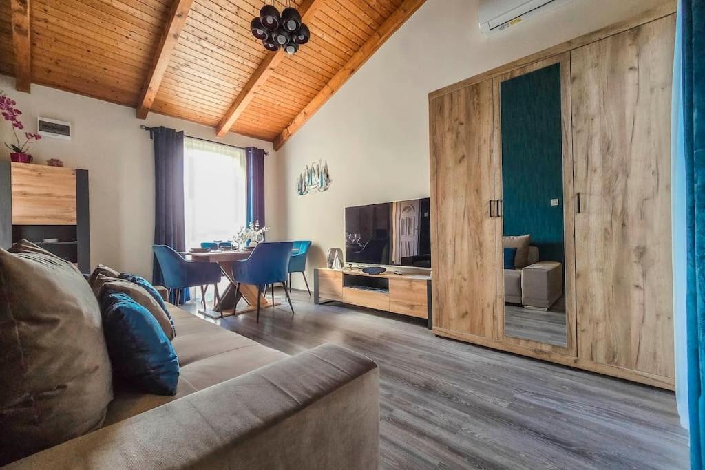 Azure Apartman 8600 Siófok, Bláthy Ottó u. 31 D. épület 1. emelet 105. kép - 1