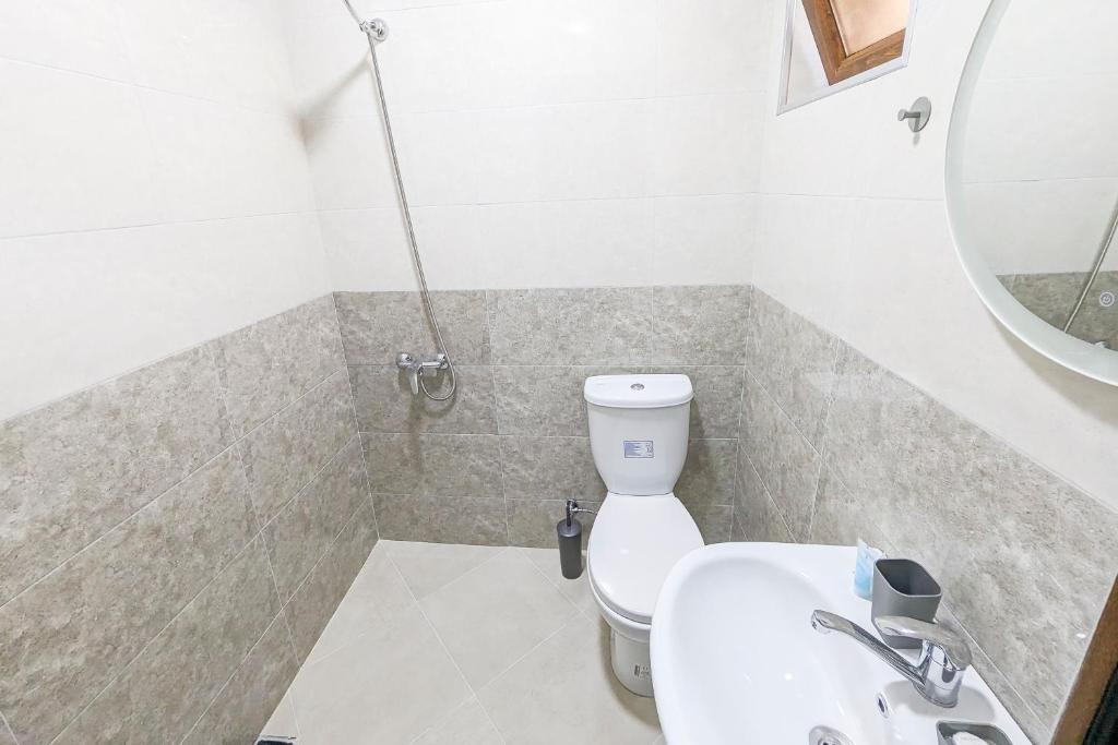 Bany a Guest House Sector 30
