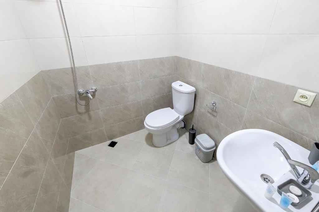 Bany a Guest House Sector 30