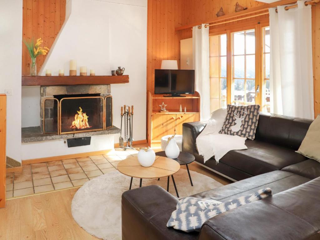 Posezení v ubytování Apartment Colline 8 by Interhome