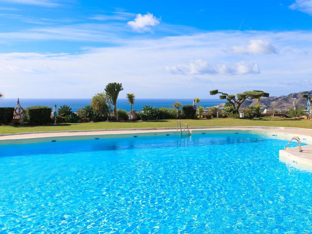 Bazén v ubytovaní Holiday Home Casita Feliz by Interhome alebo v jeho blízkosti