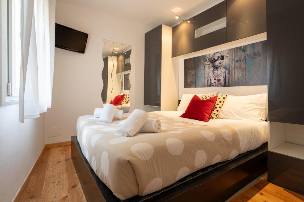 Keys of Italy - GuantoBilo 15 - Unexpensive 1 bedroom flat by the Uffizi