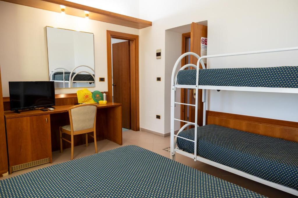 Postel nebo postele na pokoji v ubytování HOTEL SOLE