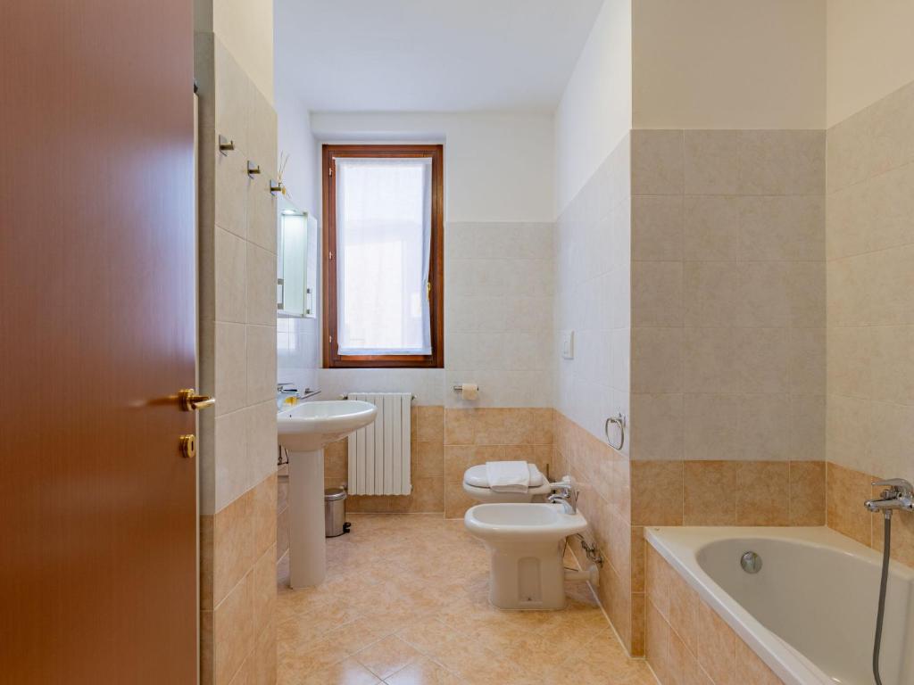 Koupelna v ubytování Apartment Platani by Interhome