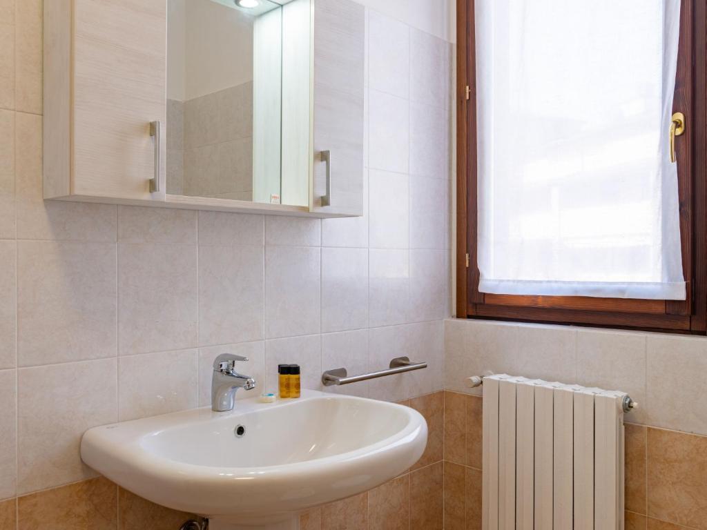 Koupelna v ubytování Apartment Platani by Interhome