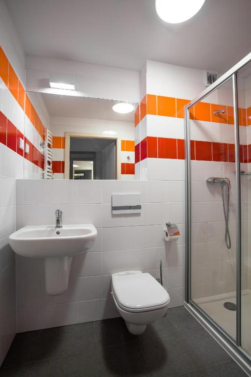 Koupelna v ubytování Hotel *** NAT Krynica Morska