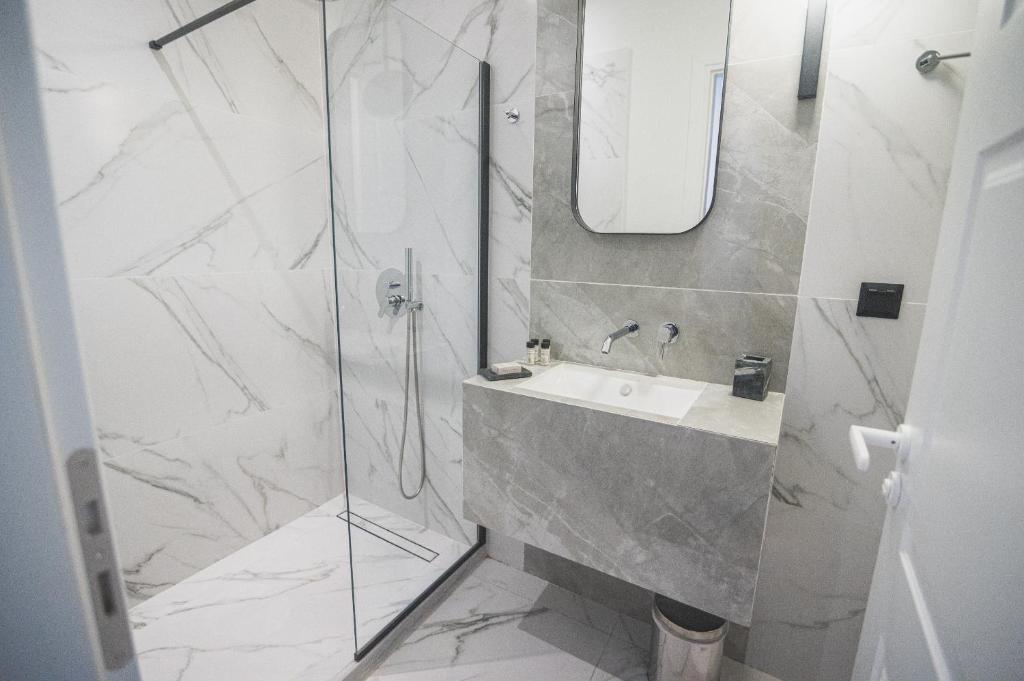 Downtown Suites by Athens Tower - Resim 25