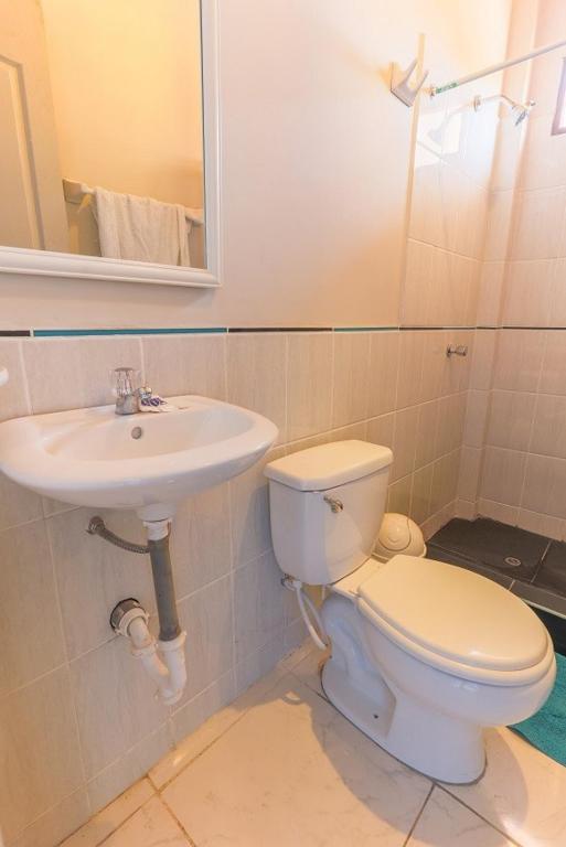 Koupelna v ubytování Punta Pacífico Bungalows Máncora
