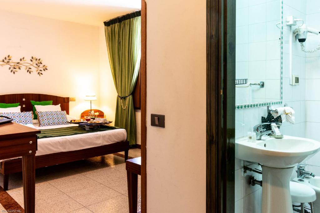 Hotel Villa d'Amato - Standaard Driepersoonskamer