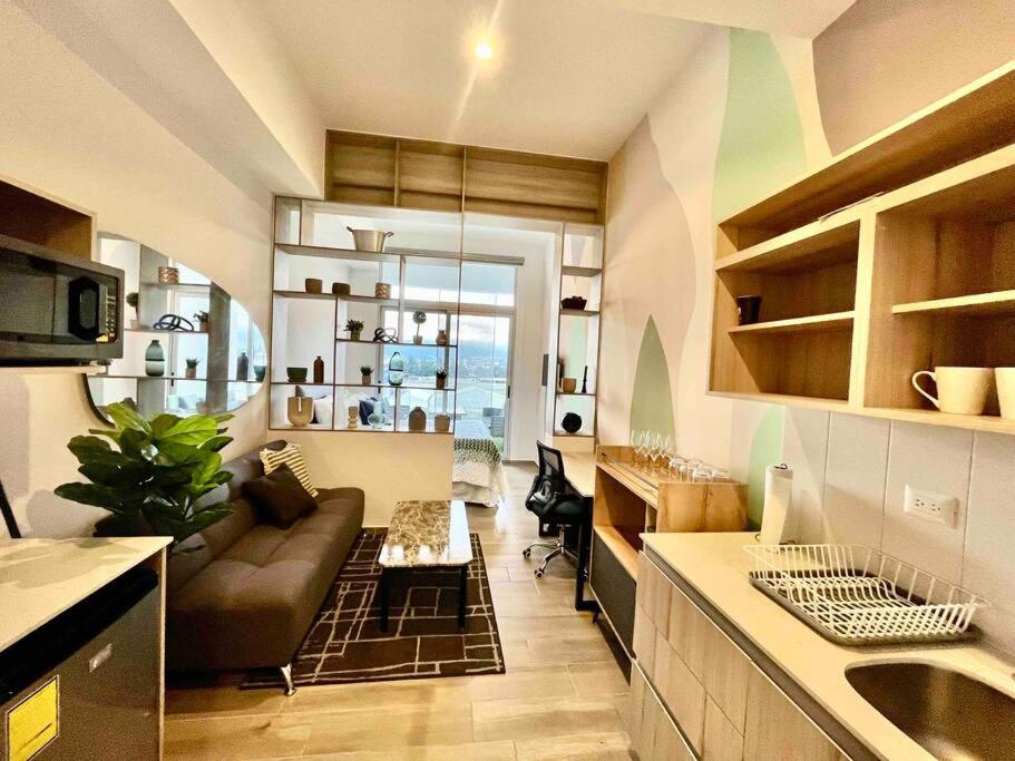 A kitchen or kitchenette at Apartment with nice balcony