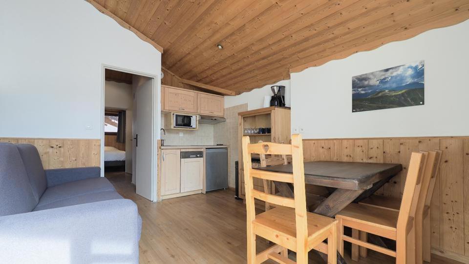 Kuchyň nebo kuchyňský kout v ubytování Atmosphere Lodge