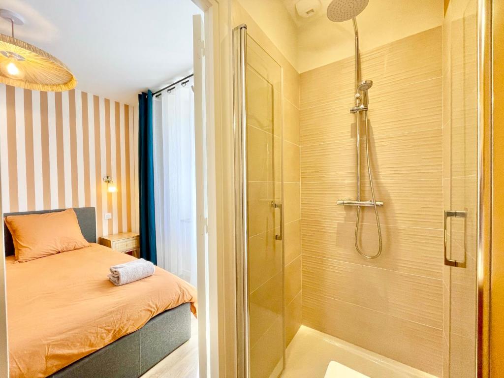 Koupelna v ubytování Appartements à Lorient - Tout confort - Internet Fibre - NOUVEAU