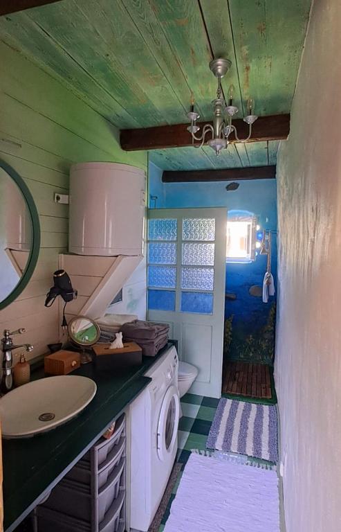 Kuchyňa alebo kuchynka v ubytovaní Gemütlichkeit am Vierkanthof - Apartment 2