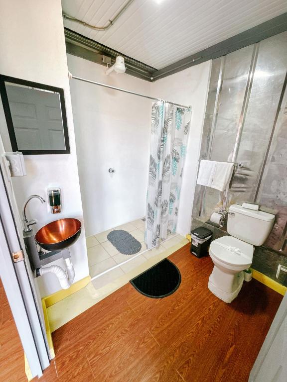Koupelna v ubytování Pupa House - Capsule Hotel - Adults Only