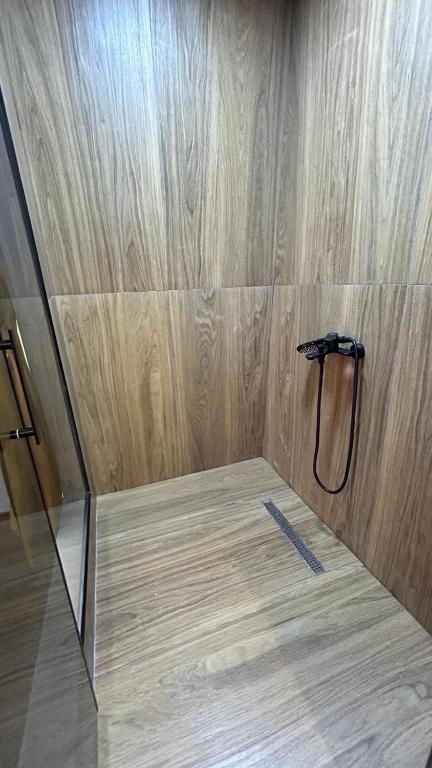 Fotografie z fotogalerie ubytování Blisku do Gradot - Riverfront Luxury Cabins v destinaci Skopje
