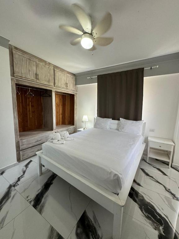Las Palmeras by Graziano - Superior Suite
