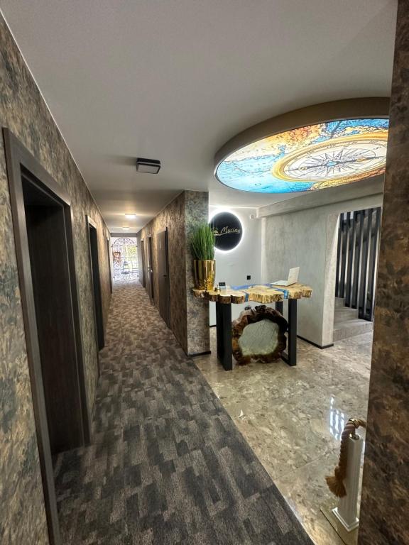 TV a/nebo společenská místnost v ubytování Marina Resort Chłopy